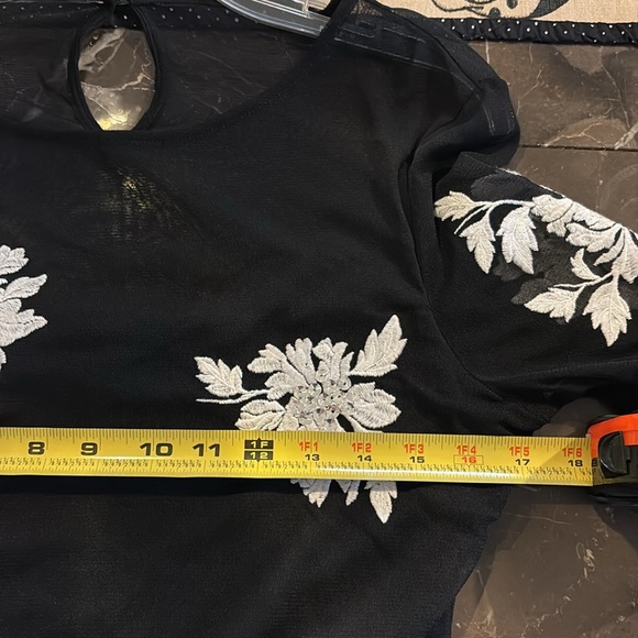 INC International Concepts Black and White  Long Sleeve Blouse - Picture 9 of 9